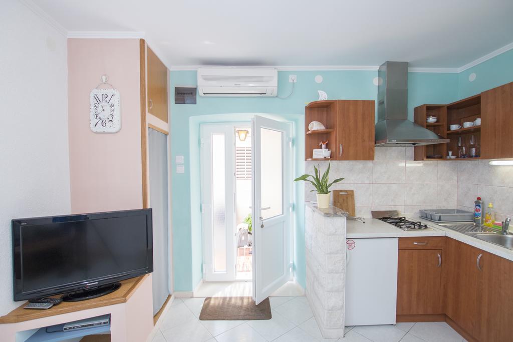 Radovcic Apartments And Rooms Трстено Экстерьер фото