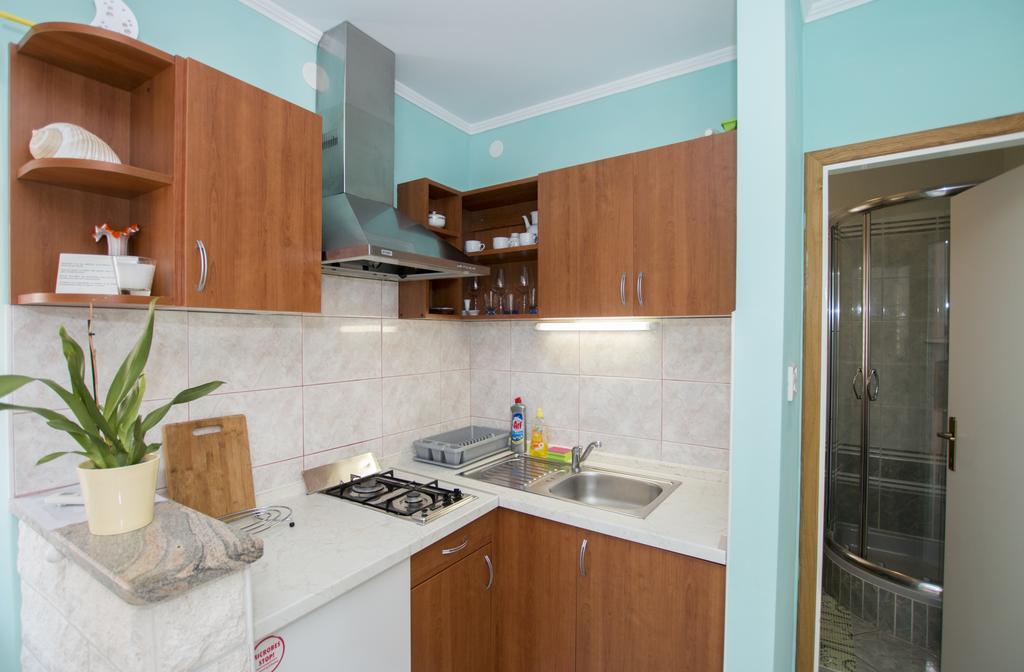 Radovcic Apartments And Rooms Трстено Экстерьер фото