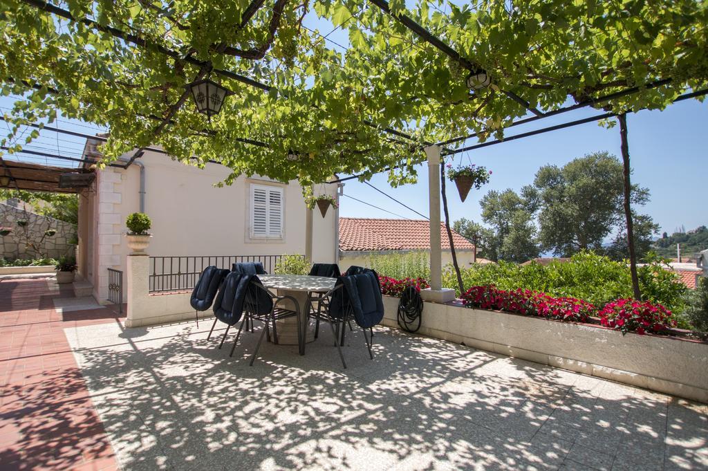 Radovcic Apartments And Rooms Трстено Экстерьер фото