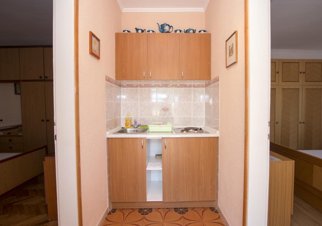 Radovcic Apartments And Rooms Трстено Экстерьер фото