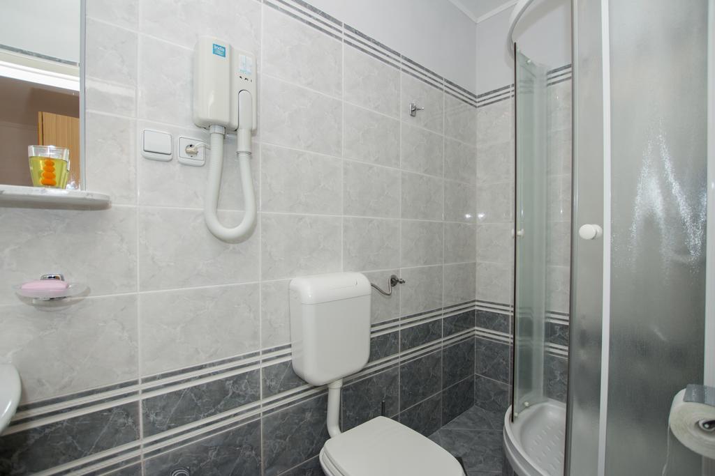 Radovcic Apartments And Rooms Трстено Экстерьер фото