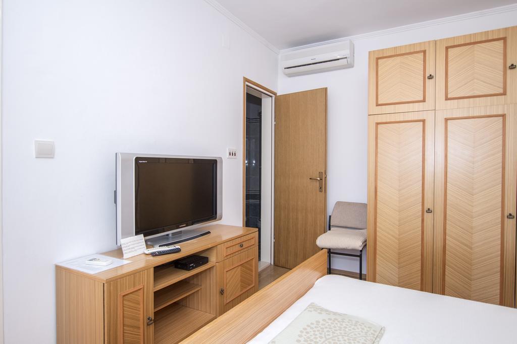Radovcic Apartments And Rooms Трстено Экстерьер фото